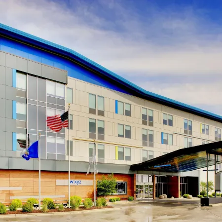 Aloft Green Bay