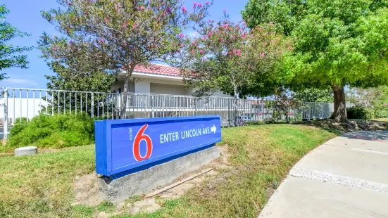 Motel 6 Corona, CA - Norco