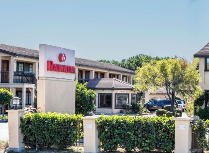 Ramada by Wyndham Mountain View