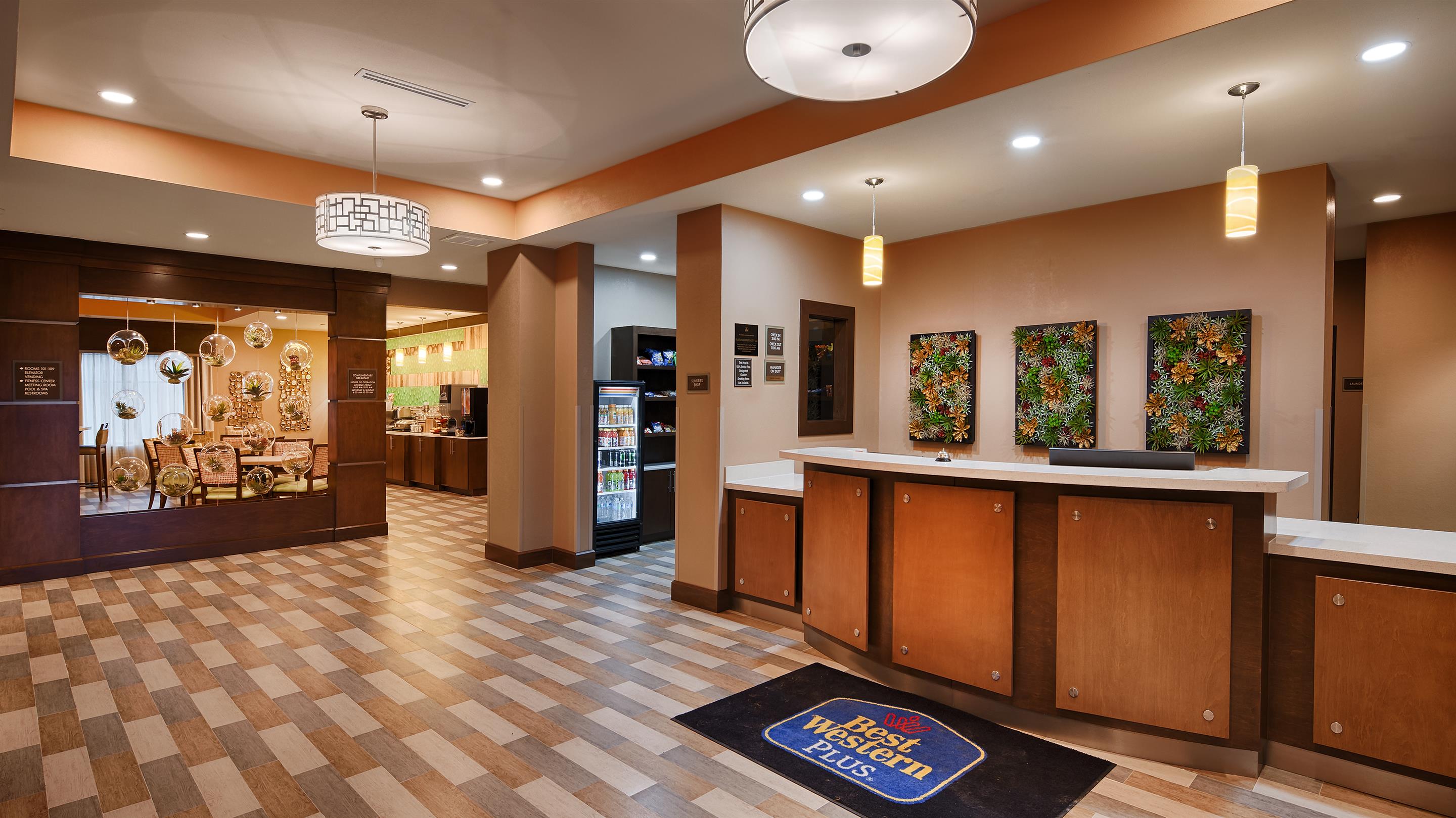 Best Western Plus Flatonia Inn