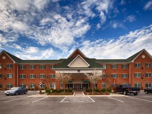 Best Western Plus Easton Inn  Suites