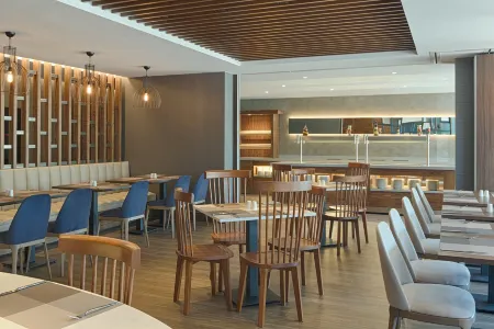 Bof Hotels Business Отели рядом с достопримечательностью «Marmara University Institute of Neurological Sciences»