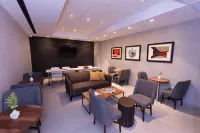 Edge Hotel Washington Heights Hotels in Fort Lee