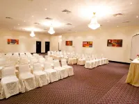 BM Beach Hotel Hotels near RAKgas
