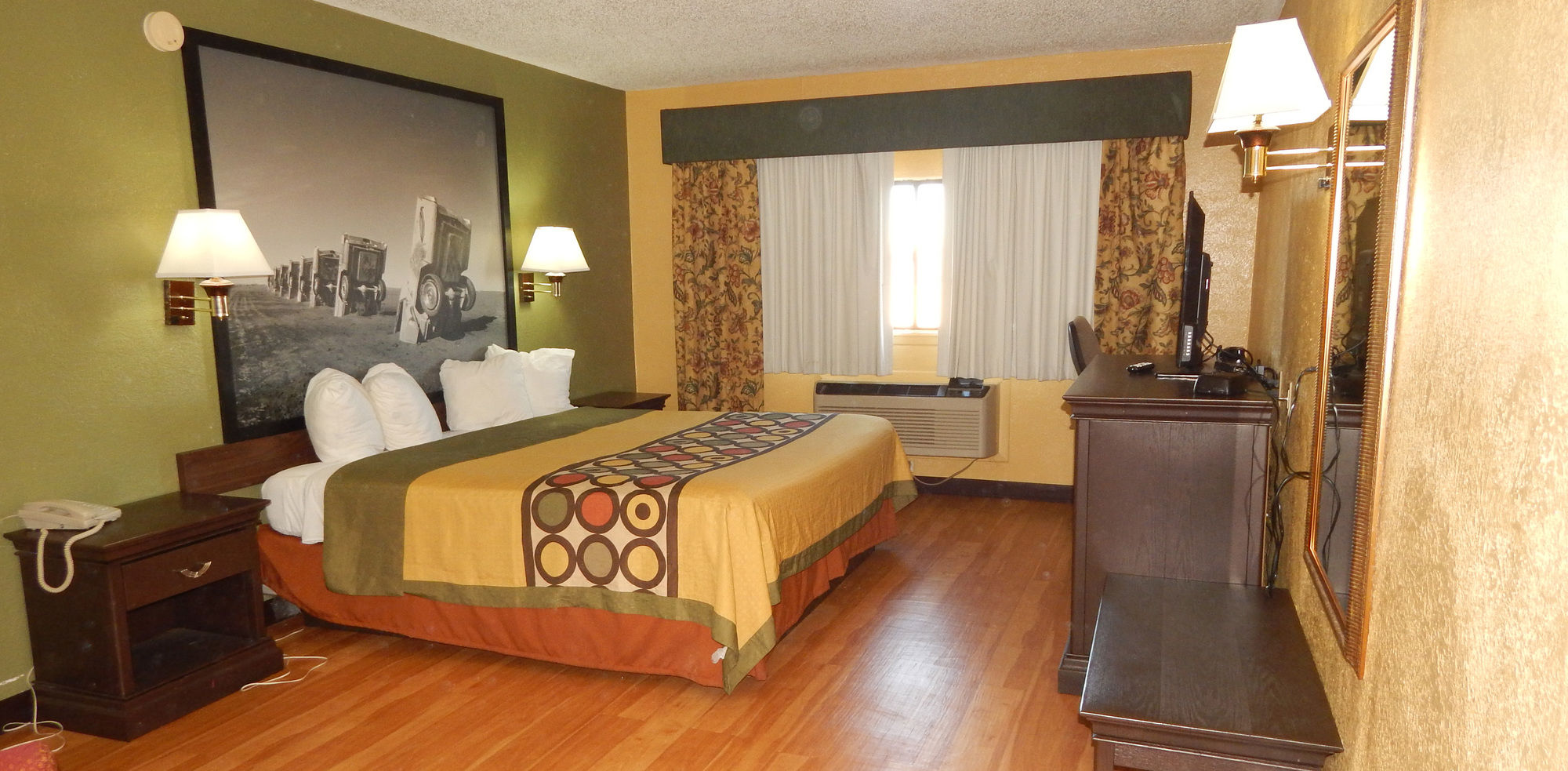 Super 8 by Wyndham Amarillo Central TX