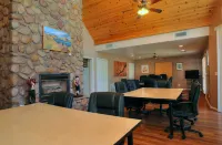 Majestic Mountain Inn