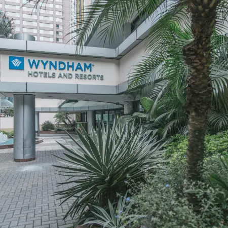 Wyndham São Paulo Berrini Отели рядом с достопримечательностью «Бизнес-центр Tower Bridge Corporate»