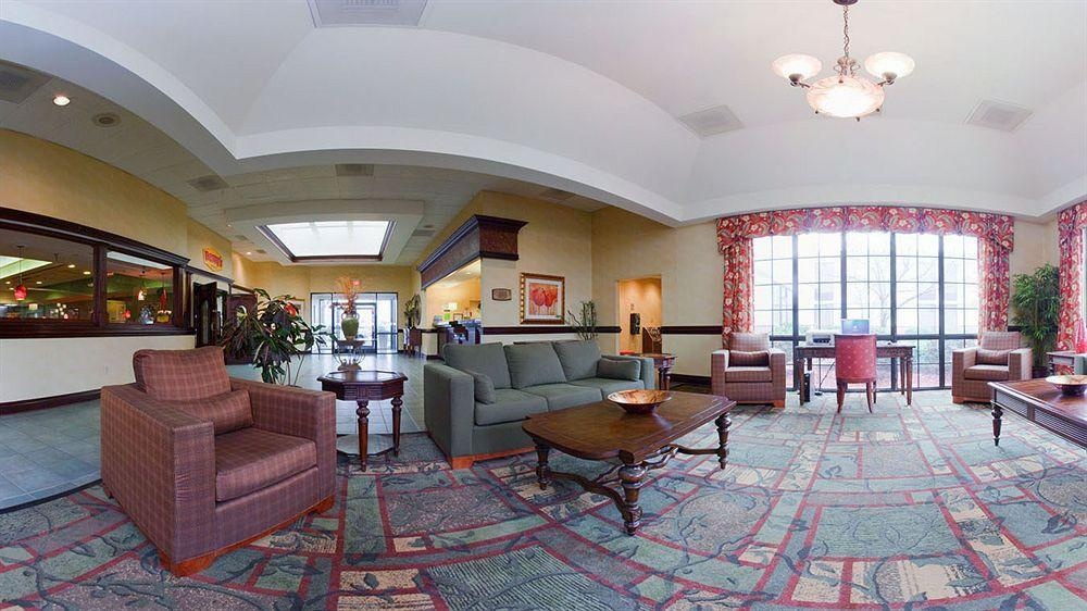 Holiday Inn Lumberton, an Ihg Hotel