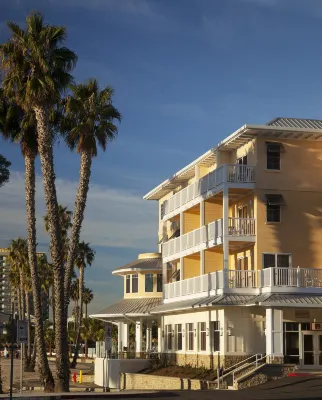 Jamaica Bay Inn Marina Del Rey, Tapestry Collection by Hilton Hotels in Playa del Rey