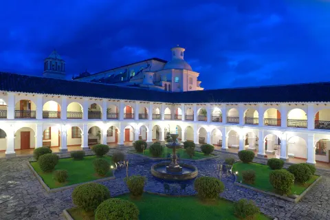 호텔 단 모나스테리오