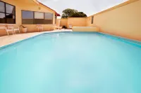 La Quinta Inn & Suites by Wyndham Round Rock North