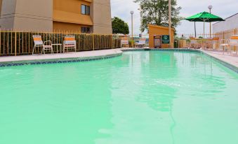 La Quinta Inn & Suites by Wyndham Meridian