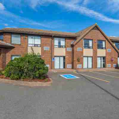 Comfort Inn Hotel Exterior