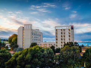 DoubleTree by Hilton San Francisco Airport