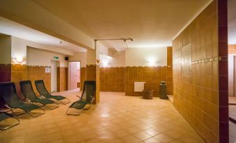 Anor Hotel & Conference Center Frankfurt Airport - Housity