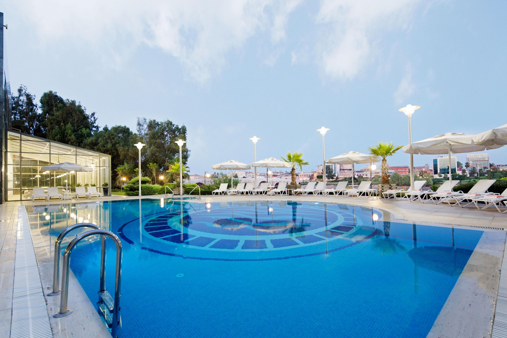 Adana Hilton SA (Adana Hiltonsa Hotel)