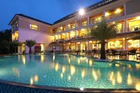 Lake Palace Trivandrum - Infinity Pools