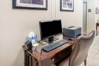 Comfort Inn Memphis Downtown - Business