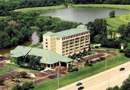 Courtyard Chicago Elmhurst/Oakbrook Area Отели в г. Аддисон