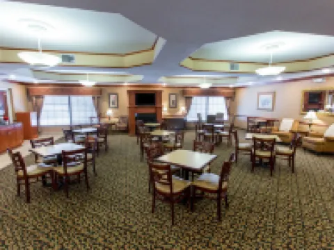 大急流城南舒適套房酒店 肯特縣酒店