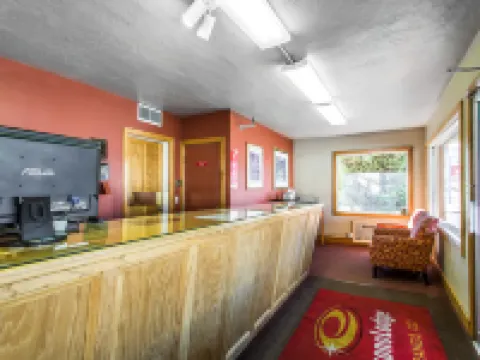Econo Lodge Inn & Suites Hotels in Durango