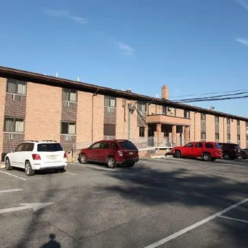 Holland Hotel Free Parking Jersey City