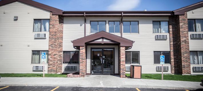 Baymont by Wyndham Joliet Hotels in Will County