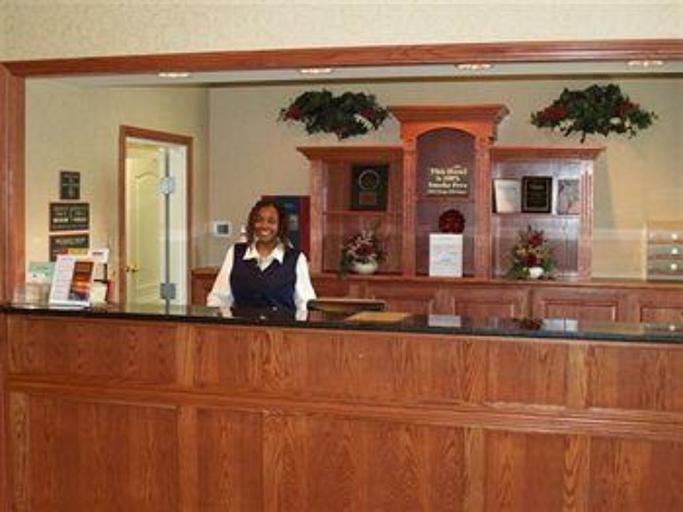 Country Inn & Suites by Radisson, Merrillville, IN