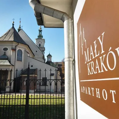 Mały Kraków Aparthotel Các khách sạn gần Cổng St. Florian