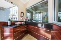 Inn at 50 - Long Beach Convention Center Hotels in Long Beach