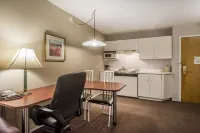 Syracuse Inn and Suites