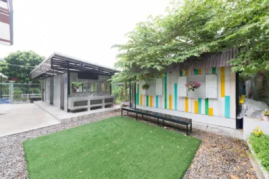 Nty Hostel Near Suvarnabhumi Airport