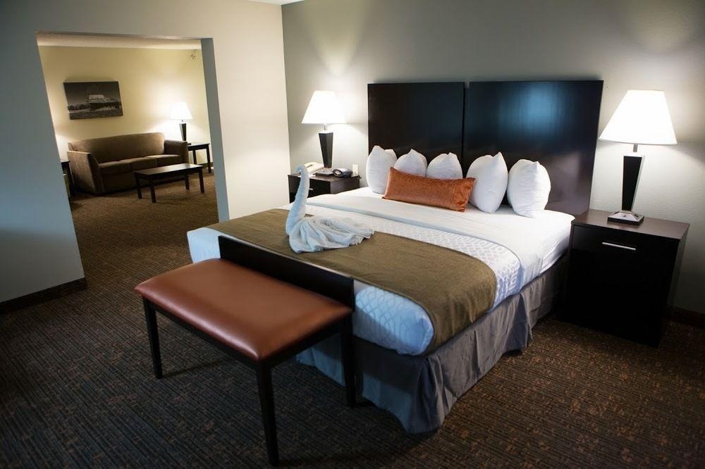 Best Western Plus Omaha Airport Inn