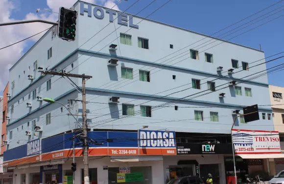 特雷維索酒店式公寓