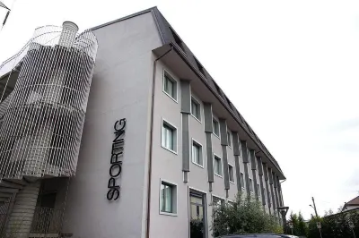Hotel Sporting Cologno Hôtels à : Cernusco sul Naviglio