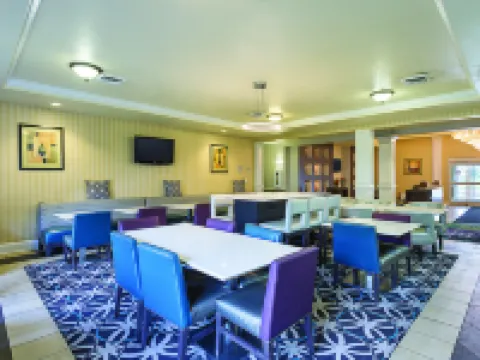 La Quinta Inn & Suites by Wyndham Bowling Green Hoteles en Bowling Green
