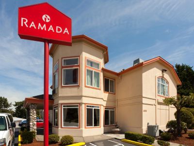 Ramada by Wyndham SeaTac Airport North