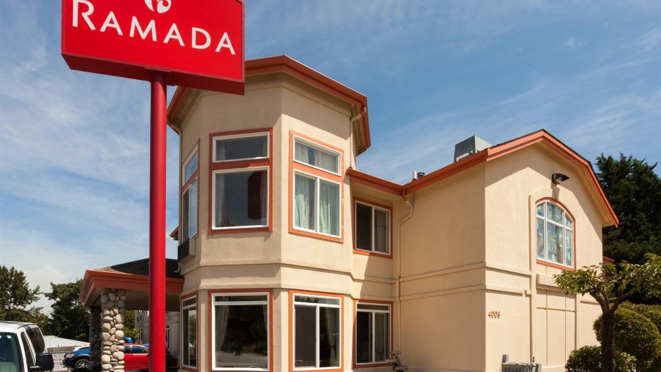 Ramada by Wyndham SeaTac Airport North