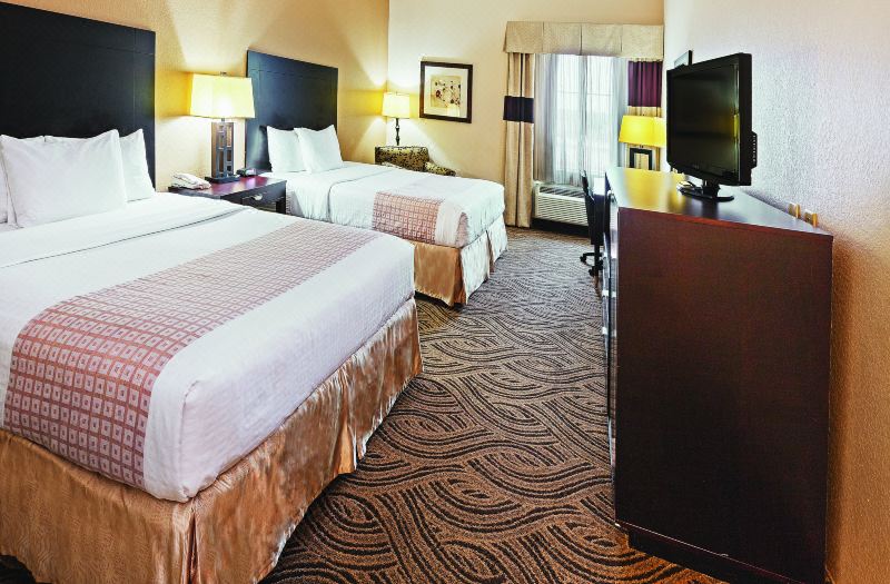 La Quinta Inn and Suites by Wyndham Ft. Worth - Burleson