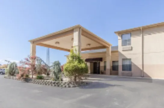 Quality Inn & Suites