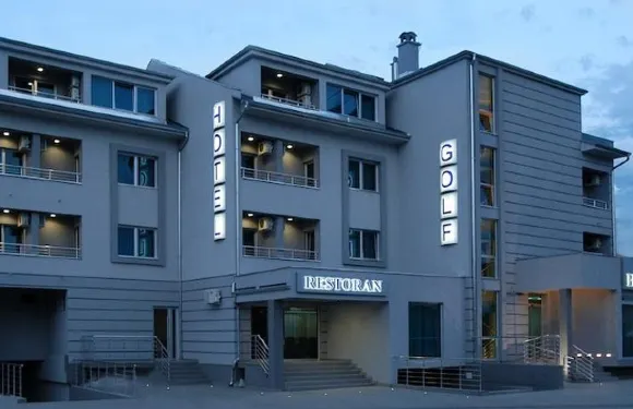 高爾夫奢華酒店