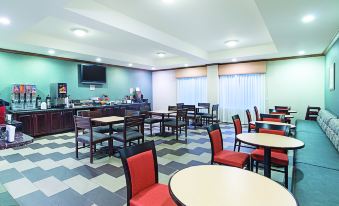 La Quinta Inn & Suites by Wyndham Glen Rose