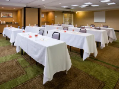 La Quinta Inn & Suites by Wyndham Austin Near the Domain Hotels in Austin