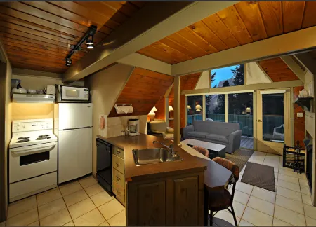 Douglas Fir Resort & Chalets