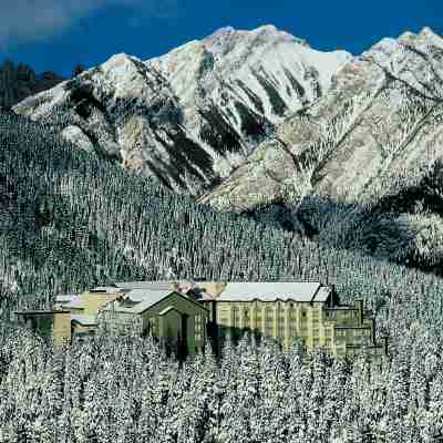 The Rimrock Resort Hotel Banff Hotel Exterior