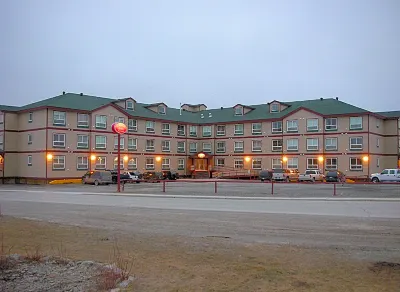 Inuvik Capital Suites Hotels in 