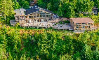 West Coast Wilderness Lodge