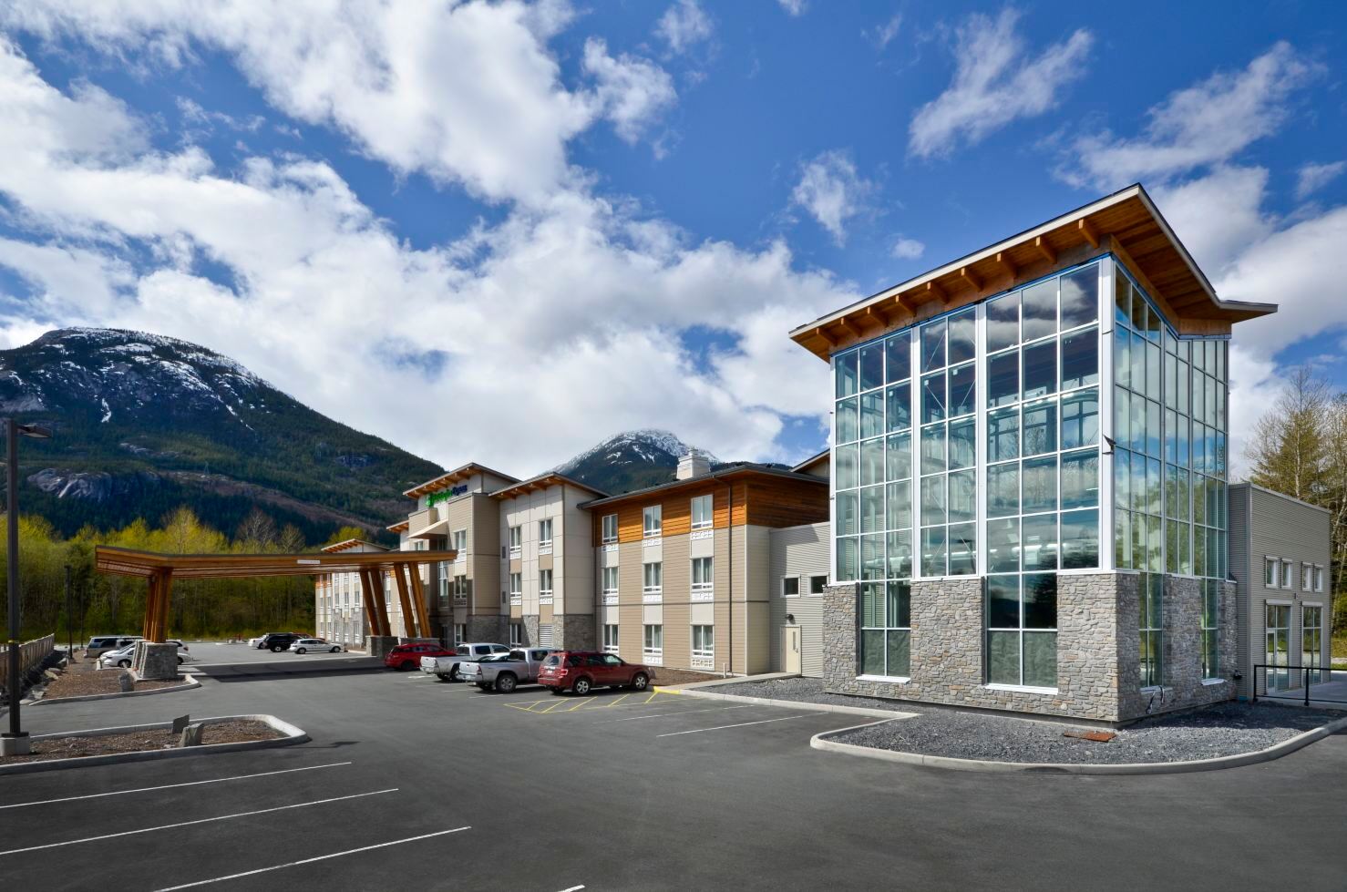 Sandman Hotel and Suites Squamish