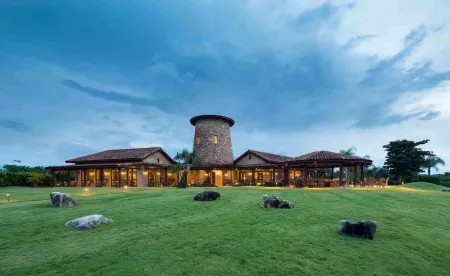 Royal Isabela Отели в г. Исабела