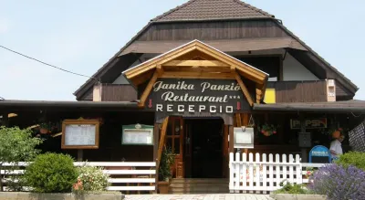Janika Pension Hotel a 